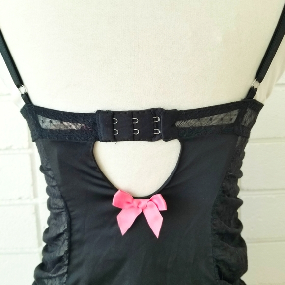 Victoria's Secret Vintage Sexy Little Things Chemise Garter Lace Lingerie NWT - Picture 6 of 16